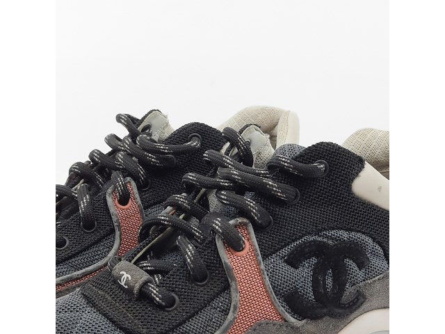Paar sneakers, maat 42, chanel, w g38301 - afbeelding 7 van  12