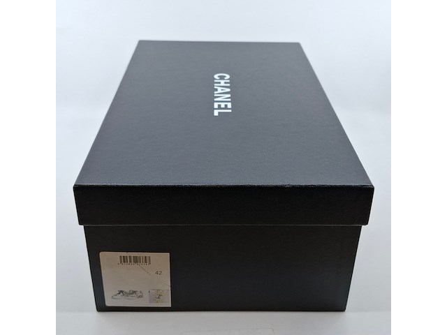 Paar sneakers, maat 42, chanel x pharrell williams, lg34878 - afbeelding 9 van  9