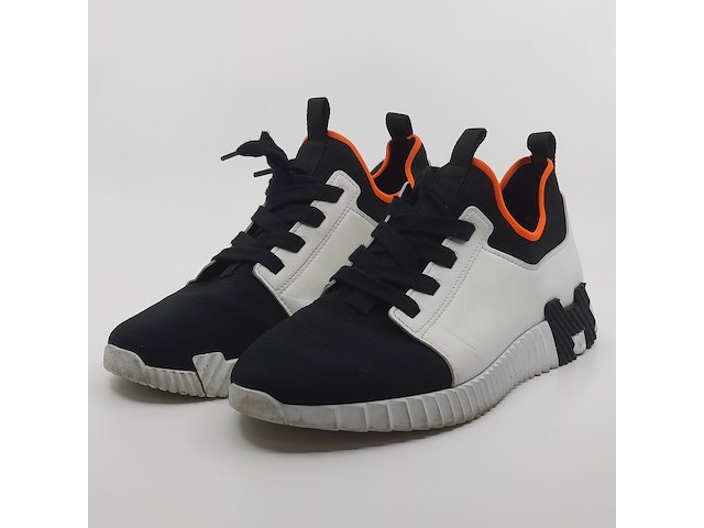 Paar sneakers, maat 42, hermes - afbeelding 1 van  9