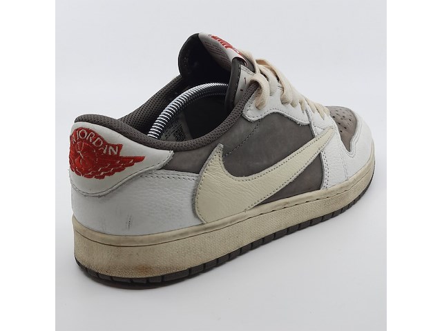 Paar sneakers, maat 42, nike, air jordan dm7866-162 - afbeelding 6 van  17