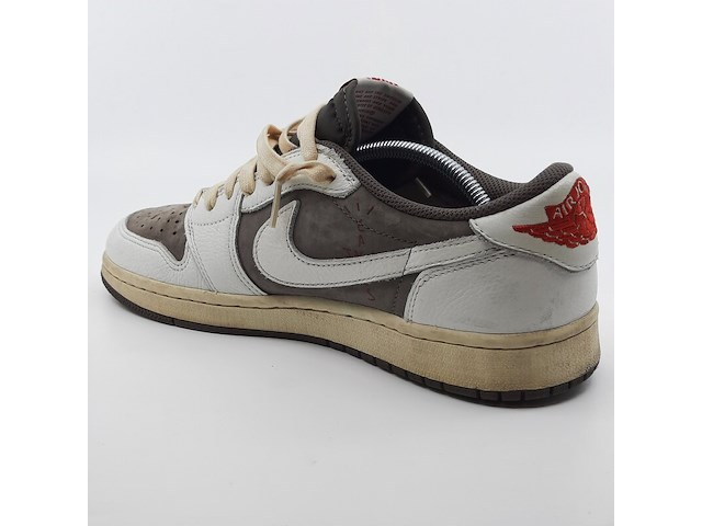Paar sneakers, maat 42, nike, air jordan dm7866-162 - afbeelding 7 van  17