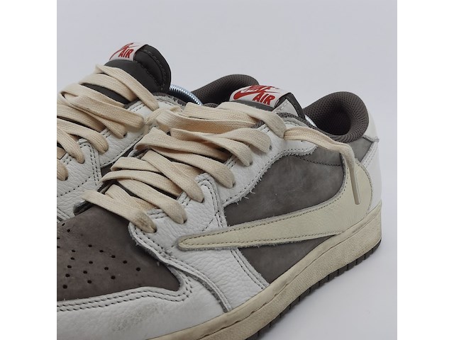 Paar sneakers, maat 42, nike, air jordan dm7866-162 - afbeelding 11 van  17