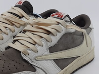 Paar sneakers, maat 42, nike, air jordan dm7866-162 - afbeelding 11 van  17