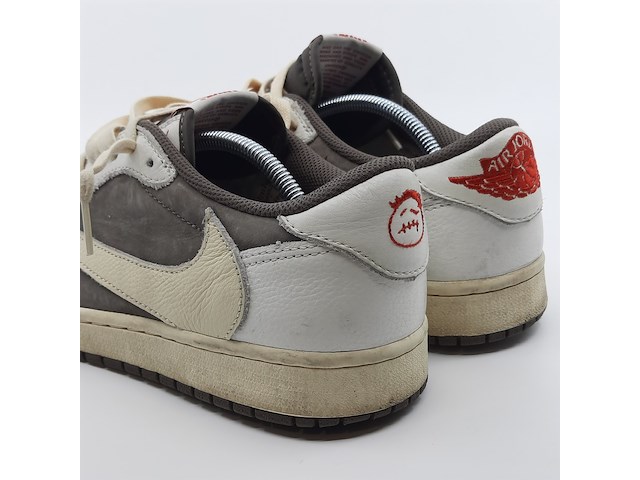 Paar sneakers, maat 42, nike, air jordan dm7866-162 - afbeelding 14 van  17