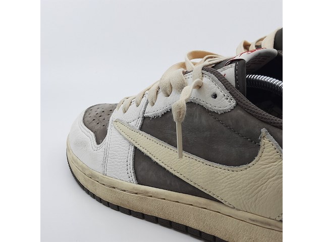 Paar sneakers, maat 42, nike, air jordan dm7866-162 - afbeelding 15 van  17