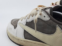 Paar sneakers, maat 42, nike, air jordan dm7866-162 - afbeelding 15 van  17