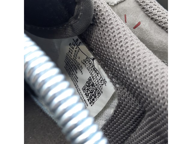 Paar sneakers, maat 42, nike, air jordan dm7866-162 - afbeelding 16 van  17