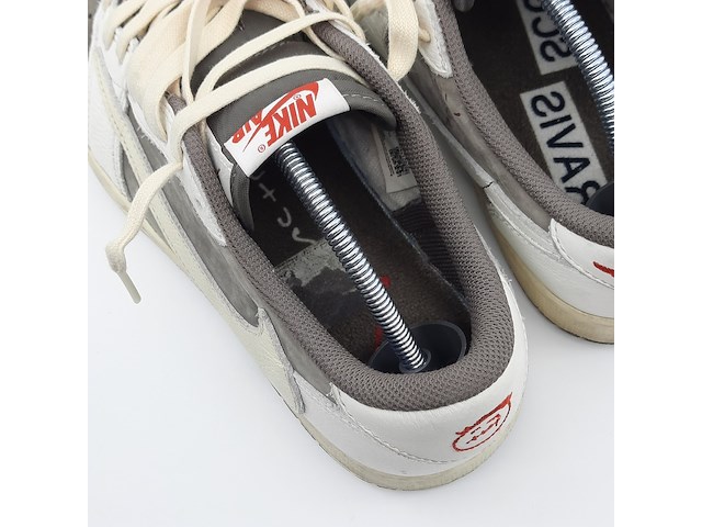 Paar sneakers, maat 42, nike, air jordan dm7866-162 - afbeelding 17 van  17