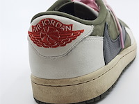 Paar sneakers, maat 42, nike, air jordan dm7866-200 - afbeelding 14 van  22