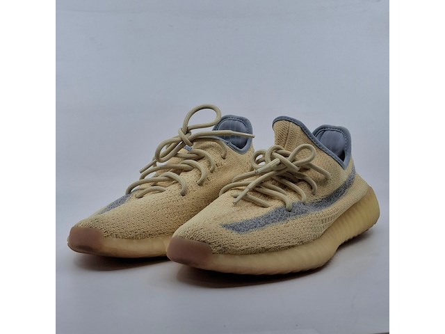 Paar sneakers, maat 43 1/3, adidas yeezy, fy5158 - afbeelding 1 van  10