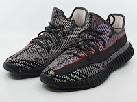 Paar sneakers, maat 43,5, adidas yeezy, fw5190 - afbeelding 1 van  12