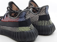 Paar sneakers, maat 43,5, adidas yeezy, fw5190 - afbeelding 9 van  12