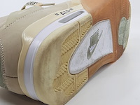 Paar sneakers, maat 44 1/2, air jordan, 4 retro off-white sail women cv9388-100 - afbeelding 26 van  28