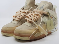 Paar sneakers, maat 44 1/2, air jordan, 4 retro off-white sail women cv9388-100 - afbeelding 2 van  28