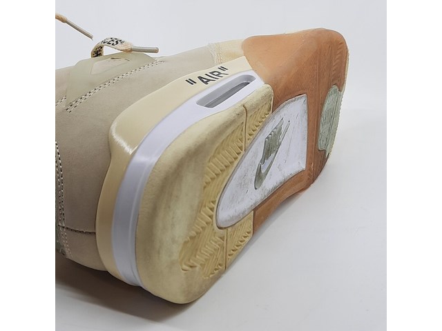 Paar sneakers, maat 44 1/2, air jordan, 4 retro off-white sail women cv9388-100 - afbeelding 6 van  28