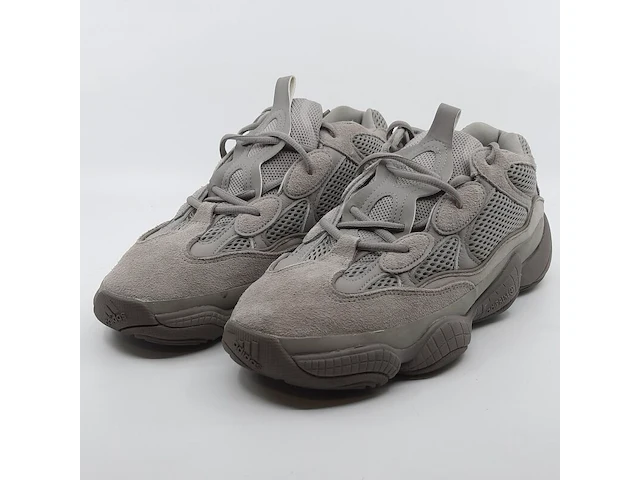 Paar sneakers, maat 44 2/3, adidas yeezy, gx3607 - afbeelding 1 van  12