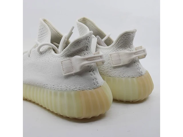 Paar sneakers, maat 44, adidas yeezy, cp9366 - afbeelding 10 van  12