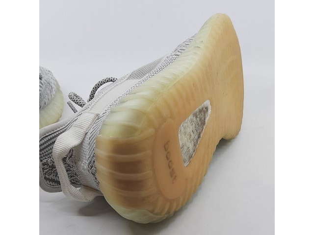 Paar sneakers, maat 44, adidas yeezy, ef2905 - afbeelding 3 van  12