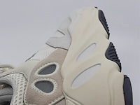 Paar sneakers, maat 44, adidas yeezy, eg7596 - afbeelding 2 van  12