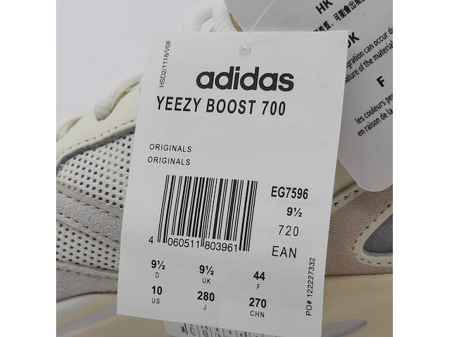 Paar sneakers, maat 44, adidas yeezy, eg7596 - afbeelding 9 van  12
