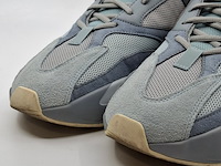 Paar sneakers, maat 44, adidas yeezy, eg7597 - afbeelding 2 van  9