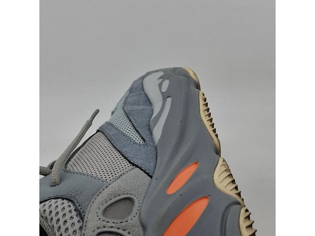 Paar sneakers, maat 44, adidas yeezy, eg7597 - afbeelding 6 van  9