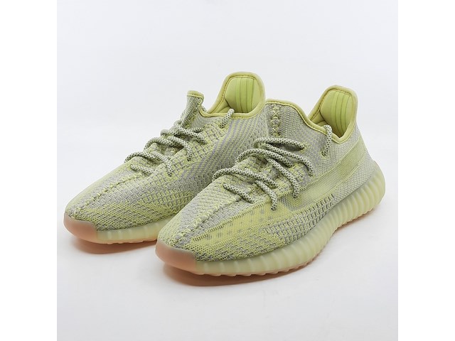 Paar sneakers, maat 44, adidas yeezy, fv3250 - afbeelding 1 van  11