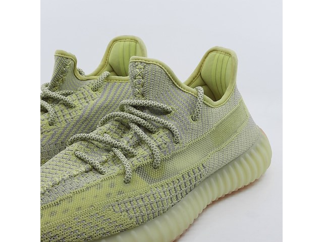 Paar sneakers, maat 44, adidas yeezy, fv3250 - afbeelding 5 van  11