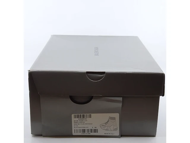 Paar sneakers, maat 44, balenciaga - afbeelding 3 van  11