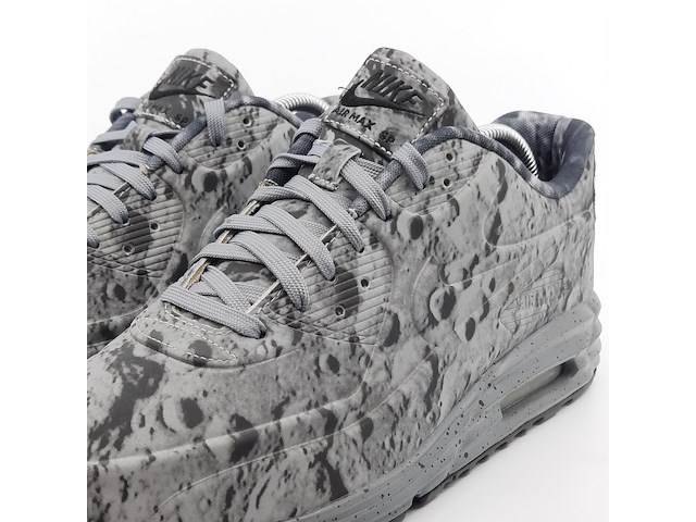 Paar sneakers, maat 44, nike, air max 700098-007 - afbeelding 12 van  18
