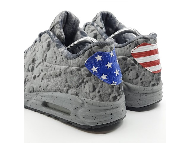 Paar sneakers, maat 44, nike, air max 700098-007 - afbeelding 15 van  18