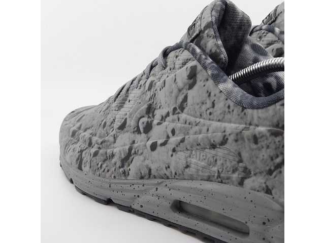 Paar sneakers, maat 44, nike, air max 700098-007 - afbeelding 16 van  18