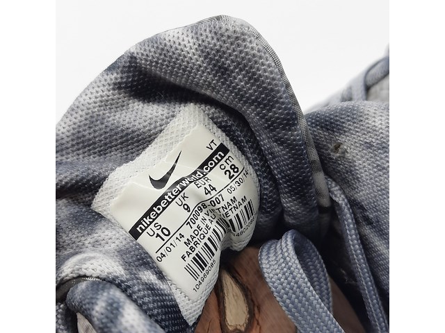 Paar sneakers, maat 44, nike, air max 700098-007 - afbeelding 17 van  18