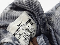 Paar sneakers, maat 44, nike, air max 700098-007 - afbeelding 17 van  18