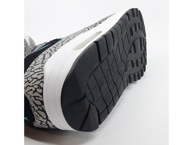 Paar sneakers, maat 44, nike, air max 908366-001 - afbeelding 2 van  19