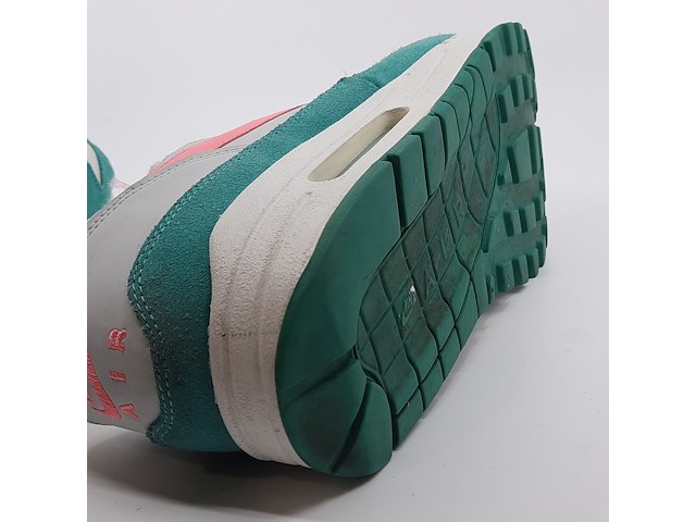 Paar sneakers, maat 44, nike, air max ah8145-106 - afbeelding 2 van  19