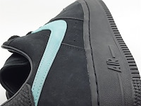 Paar sneakers, maat 44, nike x tiffany & co, dz1382-001 - afbeelding 2 van  22