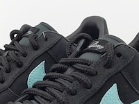 Paar sneakers, maat 44, nike x tiffany & co, dz1382-001 - afbeelding 17 van  22
