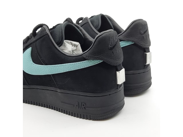Paar sneakers, maat 44, nike x tiffany & co, dz1382-001 - afbeelding 19 van  22
