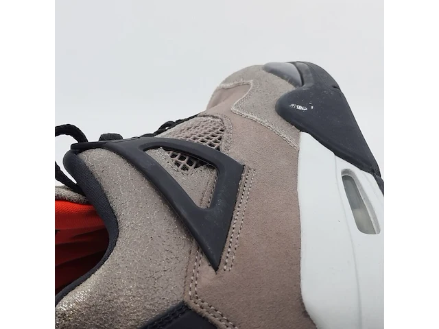 Paar sneakers, maat 44,5, air jordan, db0732-200 - afbeelding 2 van  19