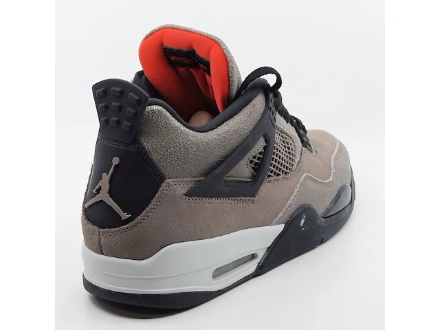Paar sneakers, maat 44,5, air jordan, db0732-200 - afbeelding 7 van  19