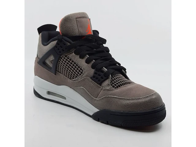 Paar sneakers, maat 44,5, air jordan, db0732-200 - afbeelding 9 van  19