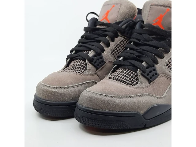 Paar sneakers, maat 44,5, air jordan, db0732-200 - afbeelding 12 van  19