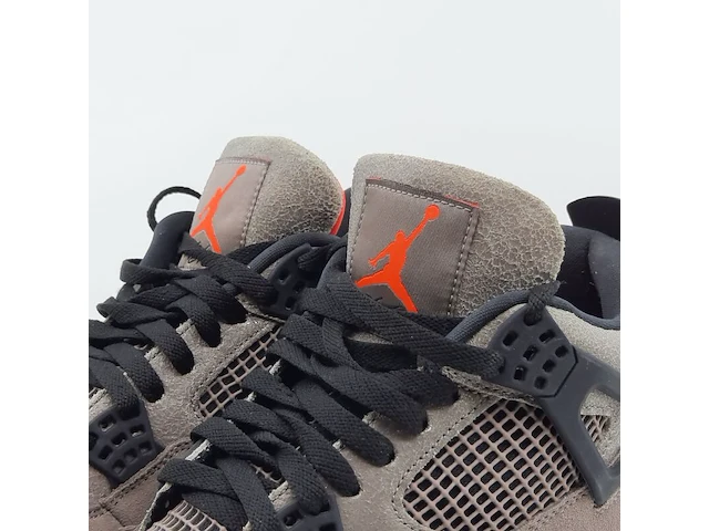Paar sneakers, maat 44,5, air jordan, db0732-200 - afbeelding 14 van  19