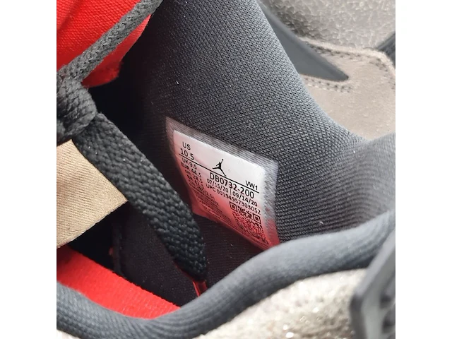 Paar sneakers, maat 44,5, air jordan, db0732-200 - afbeelding 19 van  19