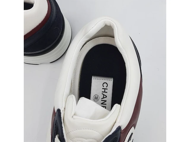 Paar sneakers, maat 45, chanel, w c45334 - afbeelding 9 van  12