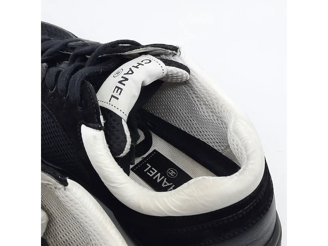 Paar sneakers, maat 45, chanel, w g38301 - afbeelding 2 van  13