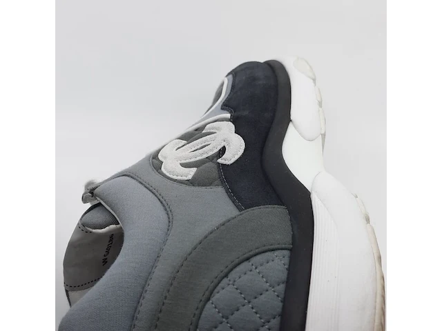 Paar sneakers, maat 45, chanel, w g40186 - afbeelding 2 van  12