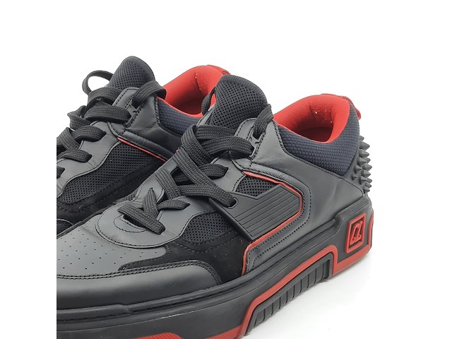Paar sneakers, maat 45, louboutin - afbeelding 6 van  12