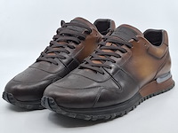 Paar sneakers, maat 7 1/2, louis vuitton, go 0135